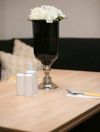 Lindenhof 3* דיסלדורף