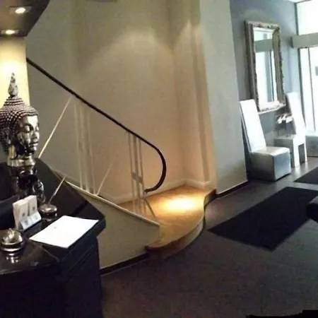 Lindenhof מלון 3*