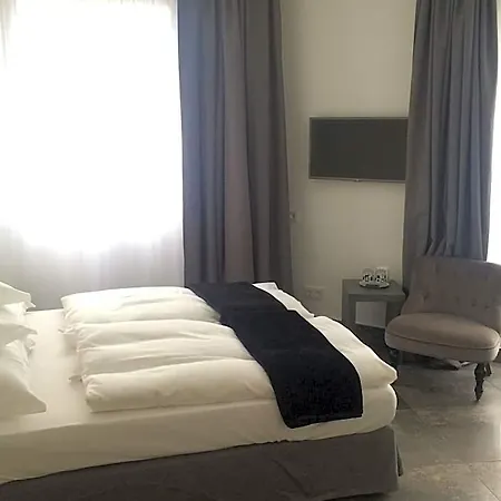 Lindenhof 3*