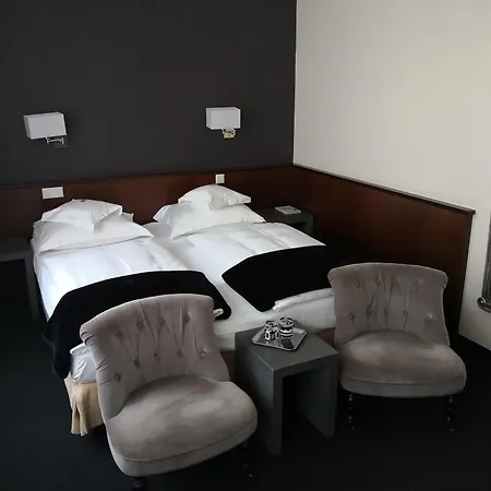 Lindenhof 3*